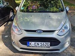 Beige Gebraucht 2015 Ford B-MAX Titanium Van / Kleinbus | 10.999 € (Teuer)