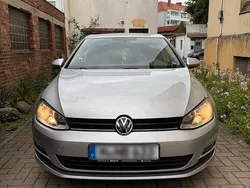 Grau Gebraucht 2014 VW Golf VII Limousine | 7.600 € (Guter Preis)