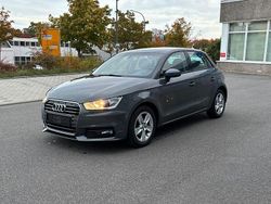 Grau Gebraucht 2017 Audi A1 Sportback Basis Kleinwagen | 10.499 € (Guter Preis)