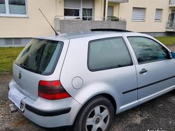 Grau Gebraucht 1998 VW Golf Coupé | 200 € (Fairer Preis)