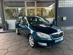 Blau Gebraucht 2013 Skoda Fabia GreenLine Kombi | 3.690 € (Fairer Preis)
