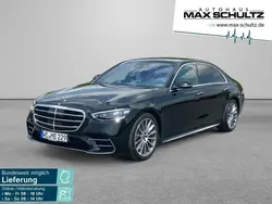 Schwarz (obsidianschwarz lack) Gebraucht 2018 Mercedes S350 AMG line Limousine | 48.900 € (Superpreis)