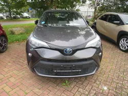 Grau Gebraucht 2022 Toyota C-HR Business Edition SUV | 23.900 € (Fairer Preis)