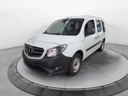 Weiß Gebraucht 2020 Mercedes Citan 109 Van / Kleinbus | 7.770 € (Etwas zu teuer)