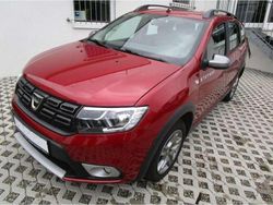 Kalaharirot (metallic) Gebraucht 2020 Dacia Logan Stepway Limousine | 10.995 €