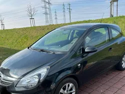 Schwarz Gebraucht 2014 Opel Corsa Kleinwagen | 4.000 € (Fairer Preis)