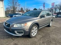 Grau Gebraucht 2008 Volvo XC70 Summum Kombi | 5.250 € (Guter Preis)