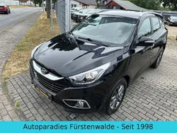 Schwarz Gebraucht 2015 Hyundai ix35 Edition SUV | 12.950 € (Etwas zu teuer)