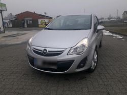 Grau Gebraucht 2012 Opel Corsa Edition Limousine | 4.250 € (Fairer Preis)