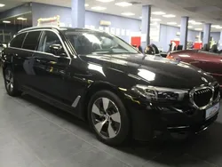 Schwarz Gebraucht 2021 BMW 520 Kombi | 29.980 € (Guter Preis)