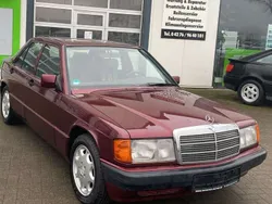 Rot Gebraucht 1992 Mercedes 190 Avantgarde Limousine | 7.900 €