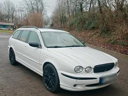Weiß Gebraucht 2007 Jaguar XF Limousine | 2.750 €