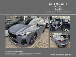 Grau Gebraucht 2024 BMW 220 Active Tourer M Sport Van / Kleinbus | 34.880 € (Fairer Preis)