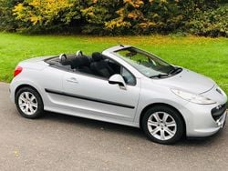 Silber Gebraucht 2009 Peugeot 207 CC Cabrio | 4.650 € (Fairer Preis)
