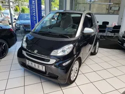 Schwarz Gebraucht 2011 Smart ForTwo Cabrio Passion Cabrio | 7.900 € (Teuer)