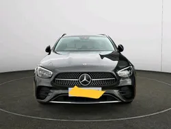 Grau Gebraucht 2021 Mercedes E200 AMG Kombi | 33.550 € (Superpreis)