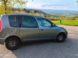 Grün Gebraucht 2007 Skoda Roomster Kombi | 2.493 € (Fairer Preis)