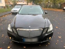 Schwarz Gebraucht 2010 Mercedes E250 Limousine | 7.799 €