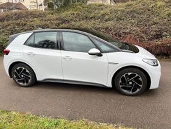 Weiß Gebraucht 2022 VW ID.3 Pro Performance Kleinwagen | 20.950 € (Superpreis)