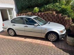 Silber Gebraucht 2003 BMW 318 Limousine | 700 € (Superpreis)