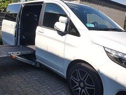 Weiß Gebraucht 2017 Mercedes V250 Edition Van / Kleinbus | 45.000 €