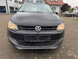 Schwarz Gebraucht 2010 VW Polo Highline Limousine | 5.790 € (Fairer Preis)