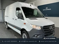 Weiß (arktikweiss) Gebraucht 2023 Mercedes Sprinter Van | 32.011 € (Superpreis)