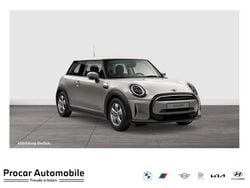 Melting silver iii Gebraucht 2023 Mini Cooper Essential Kleinwagen | 21.790 € (Guter Preis)