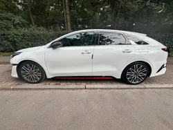 Weiß Gebraucht 2023 Kia ProCeed GT Kleinwagen | 28.900 € (Fairer Preis)