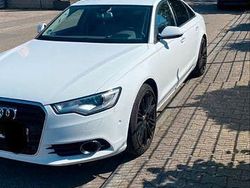 Weiß Gebraucht 2014 Audi A6 Ambiente Limousine | 15.000 € (Superpreis)