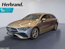 Metalliclack mountaingrau Gebraucht 2024 Mercedes CLA200 AMG line Kombi | 35.390 € (Fairer Preis)