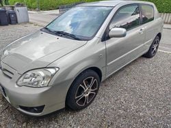 Grau Gebraucht 2007 Toyota Corolla Sport Kleinwagen | 2.200 € (Fairer Preis)