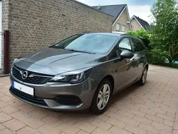 Grau Gebraucht 2020 Opel Astra Business Elegance Kombi | 10.999 € (Guter Preis)