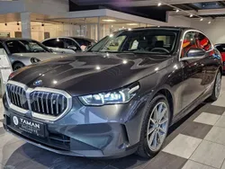 Grau Gebraucht 2023 BMW i5 Performance Limousine | 57.950 € (Etwas zu teuer)