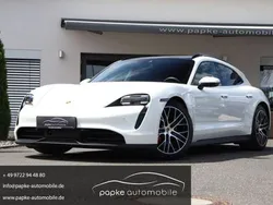 Weiss Gebraucht 2023 Porsche Taycan Limousine | 69.895 € (Superpreis)