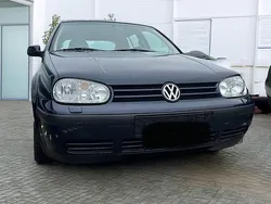 Blau Gebraucht 1998 VW Golf IV Kleinwagen | 2.300 € (Teuer)