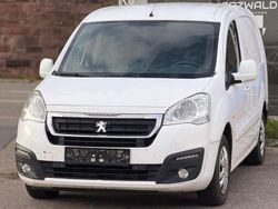 Weiß Gebraucht 2018 Peugeot Partner Premium Van | 5.990 € (Fairer Preis)