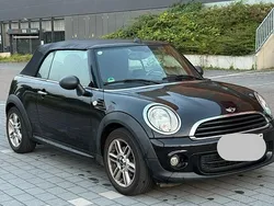 Schwarz Gebraucht 2015 Mini ONE Kleinwagen | 11.899 €