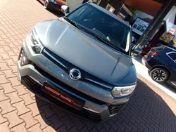Grau Gebraucht 2019 Ssangyong Tivoli SUV | 15.851 € (Etwas zu teuer)