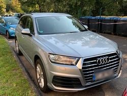 Silber Gebraucht 2017 Audi Q7 SUV | 26.700 € (Guter Preis)