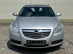 Silber Gebraucht 2012 Opel Insignia Edition Kombi | 1.900 € (Fairer Preis)