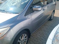 Grau Gebraucht 2011 Mazda 5 Van / Kleinbus | 5.500 € (Etwas zu teuer)