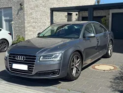 Grau Gebraucht 2014 Audi A8 Business Limousine | 22.500 € (Guter Preis)