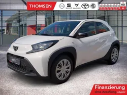 Schneewei Neu 2025 Toyota Aygo Play Kleinwagen | 18.990 €