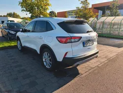 Weiß Gebraucht 2022 Ford Kuga Titanium SUV | 17.900 € (Superpreis)