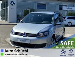 Silber Gebraucht 2014 VW Touran Comfortline Van / Kleinbus | 10.970 € (Fairer Preis)