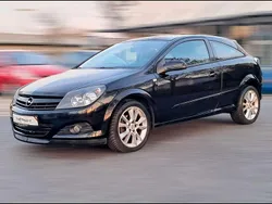 Saphirschwarz mi2 Gebraucht 2005 Opel Astra GTC Edition Coupé | 2.200 € (Fairer Preis)