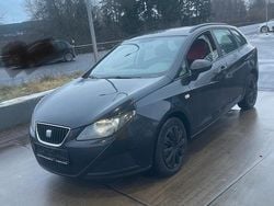 Schwarz Gebraucht 2012 Seat Ibiza ST Kombi | 2.250 € (Guter Preis)