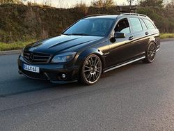 Schwarz Gebraucht 2009 Mercedes C63 AMG AMG Kombi | 32.000 € (Etwas zu teuer)
