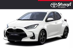Weiß Gebraucht 2025 Toyota Yaris Hybrid Comfort Limousine | 27.990 € (Etwas zu teuer)